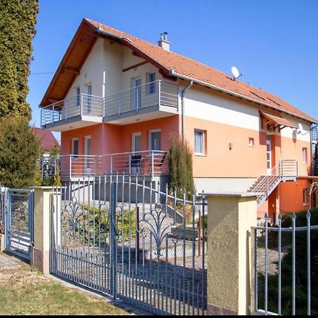Bonita Apartmanhaz Apartment Zalakaros Bagian luar foto