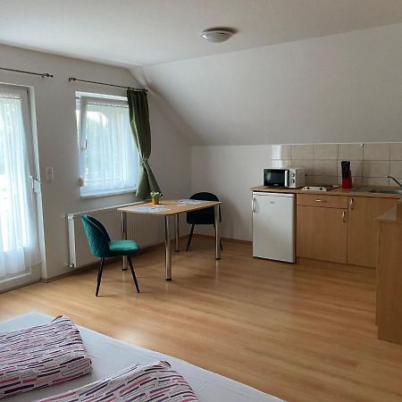 Bonita Apartmanhaz Apartment Zalakaros Bagian luar foto
