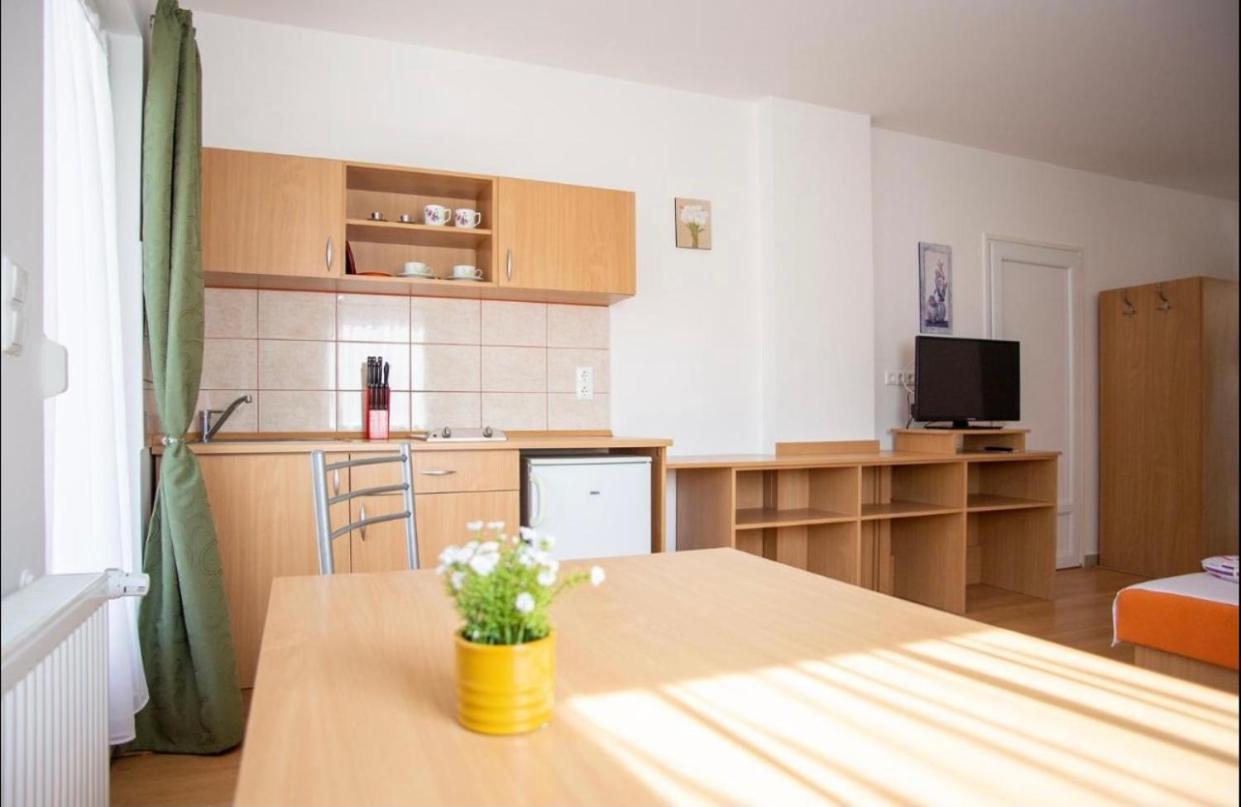 Bonita Apartmanhaz Apartment Zalakaros Bagian luar foto