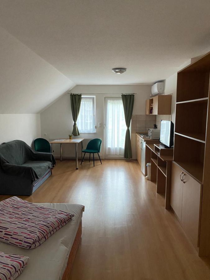Bonita Apartmanhaz Apartment Zalakaros Bagian luar foto