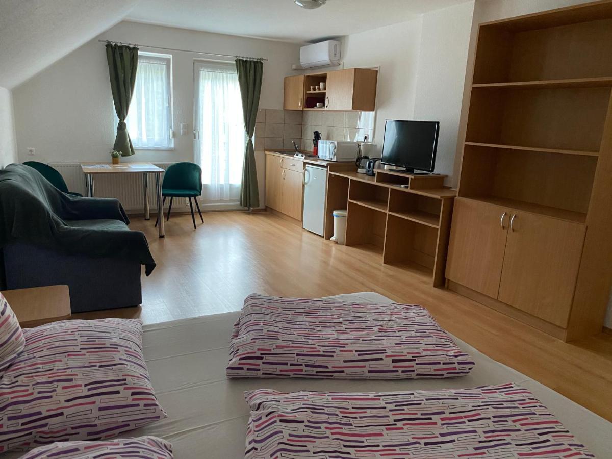 Bonita Apartmanhaz Apartment Zalakaros Bagian luar foto